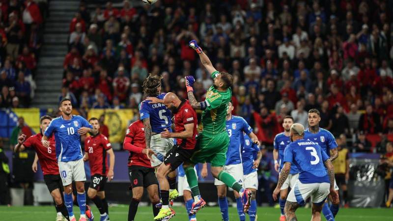 高位压迫战术体系的特点与适用场景分析